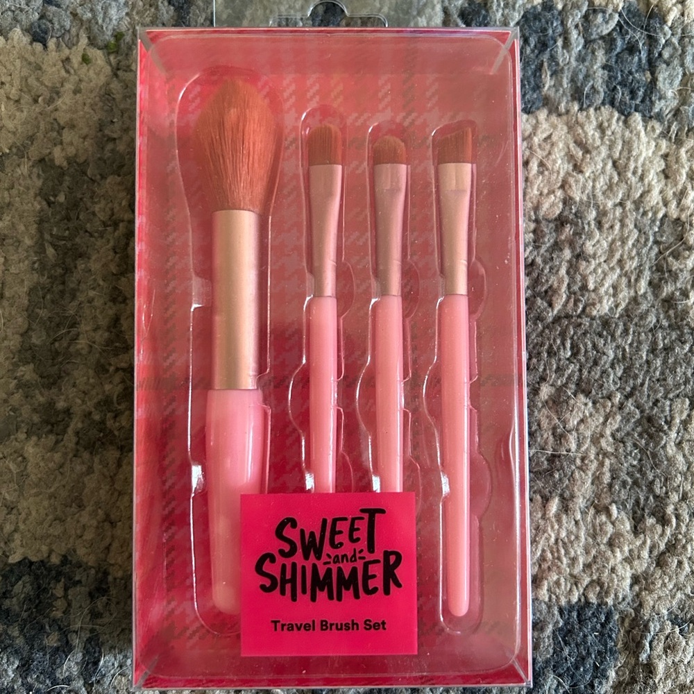 Ulta Beauty Sweet and Shimmer Travel Brush Set - Pink